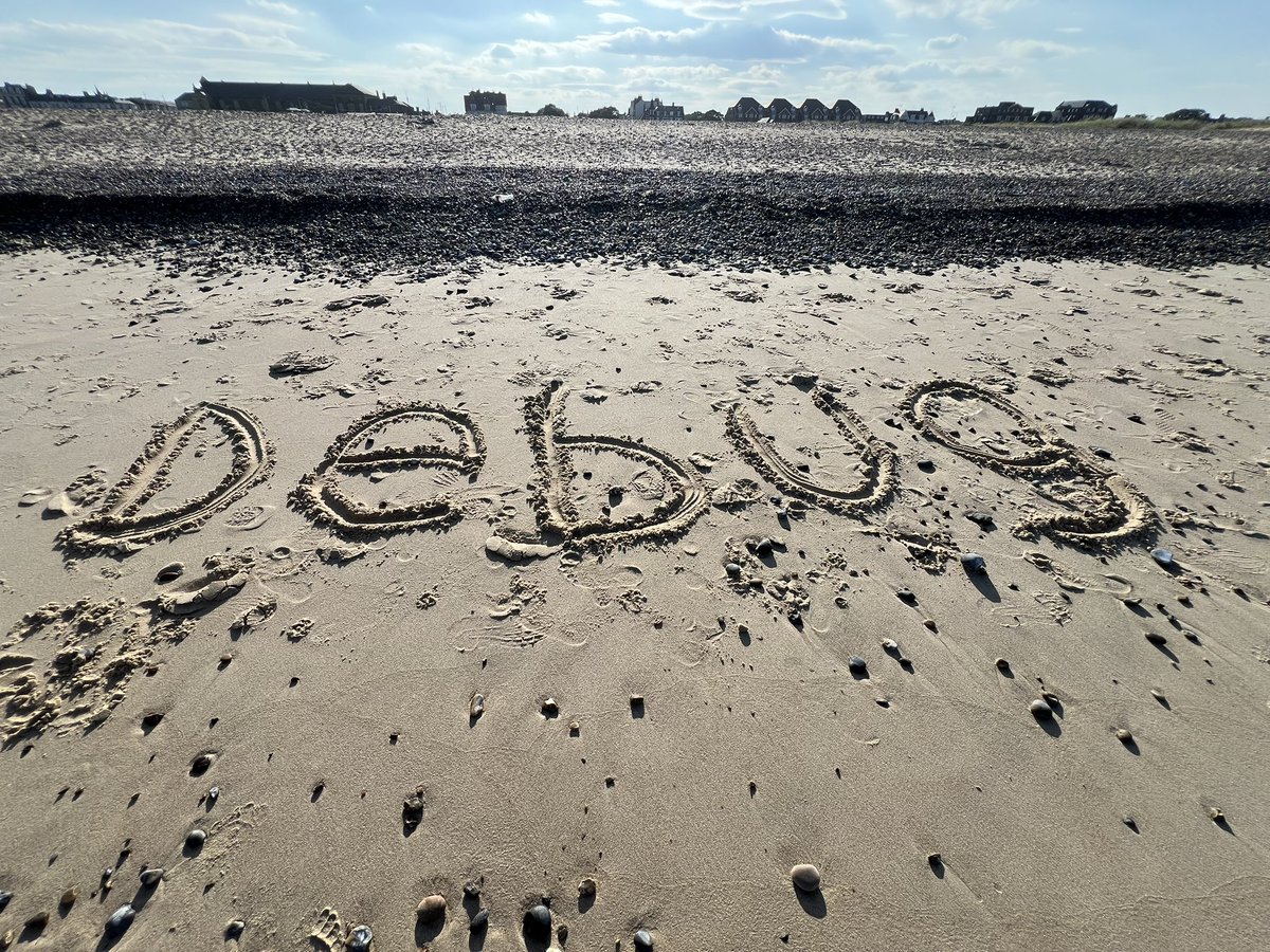 debugmagazine's tweet image. Something is coming tonight at 6pm
Feathers will be ruffled. In a good way.