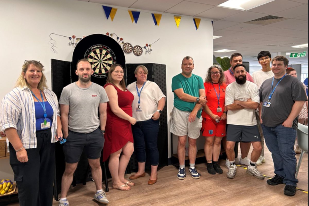 hannahsmithPDSA's tweet image. A massive thank you to @NHS_SBS who have raised a whopping £1049.32 for @PortsmouthDSA during their Gameshow Showdown – One Day Challenge!
They had a day jam packed full of games and competitions including a Scavenger Hunt, Bingo, a bake off and a fancy dress competition! 💚