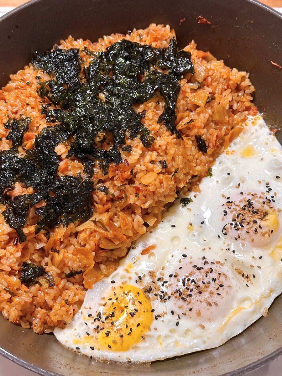chimgoim's tweet image. 김치볶음밥 한무더기
