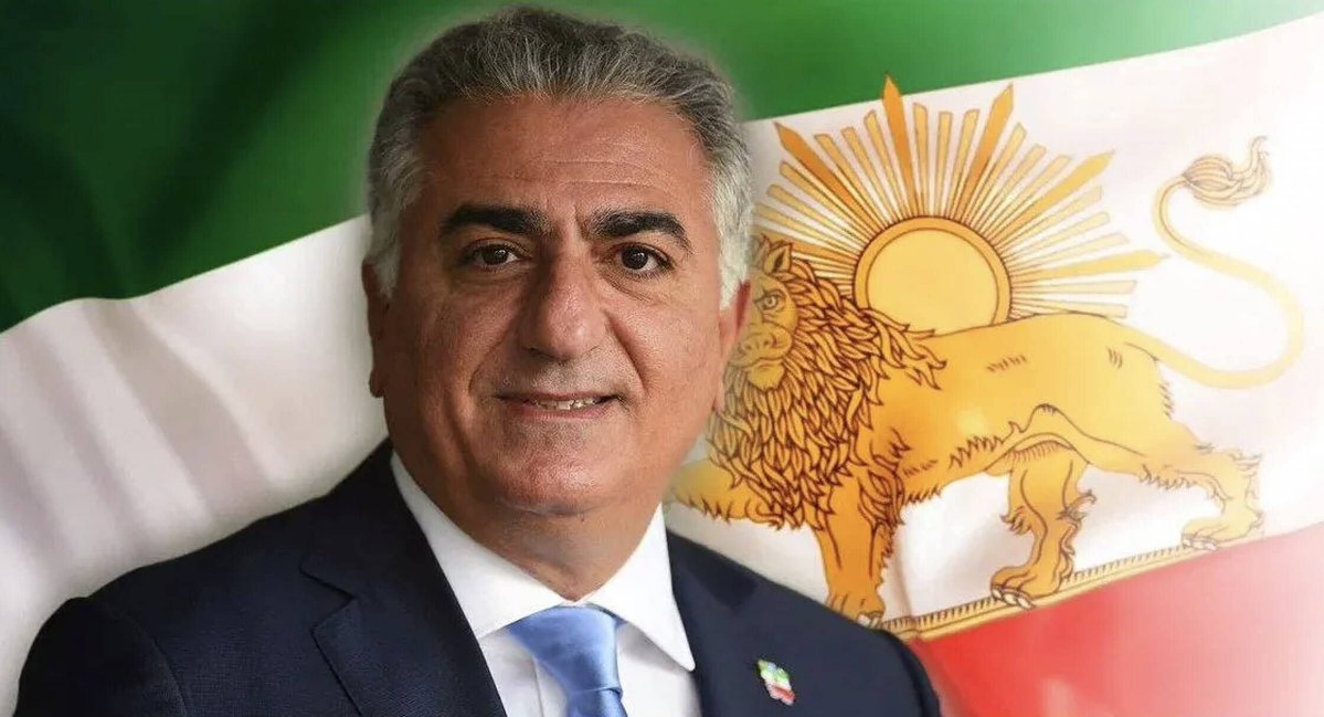 IranMonarch's tweet image. «ملت ایران!
کشتیبان را سیاستی دگر آمد...»
#جاویدشاه
#همكارى_ملى
#KingRezaPahlavi