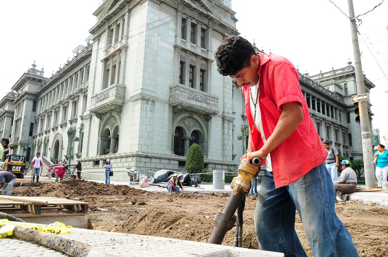 WBG_Transport's tweet image. Urban #transport projects by the @WorldBank are connecting people to #jobs, #education, & healthcare while reducing #GHG emissions.
Explore our efforts in creating sustainable cities. wrld.bg/mTup50TNHLp