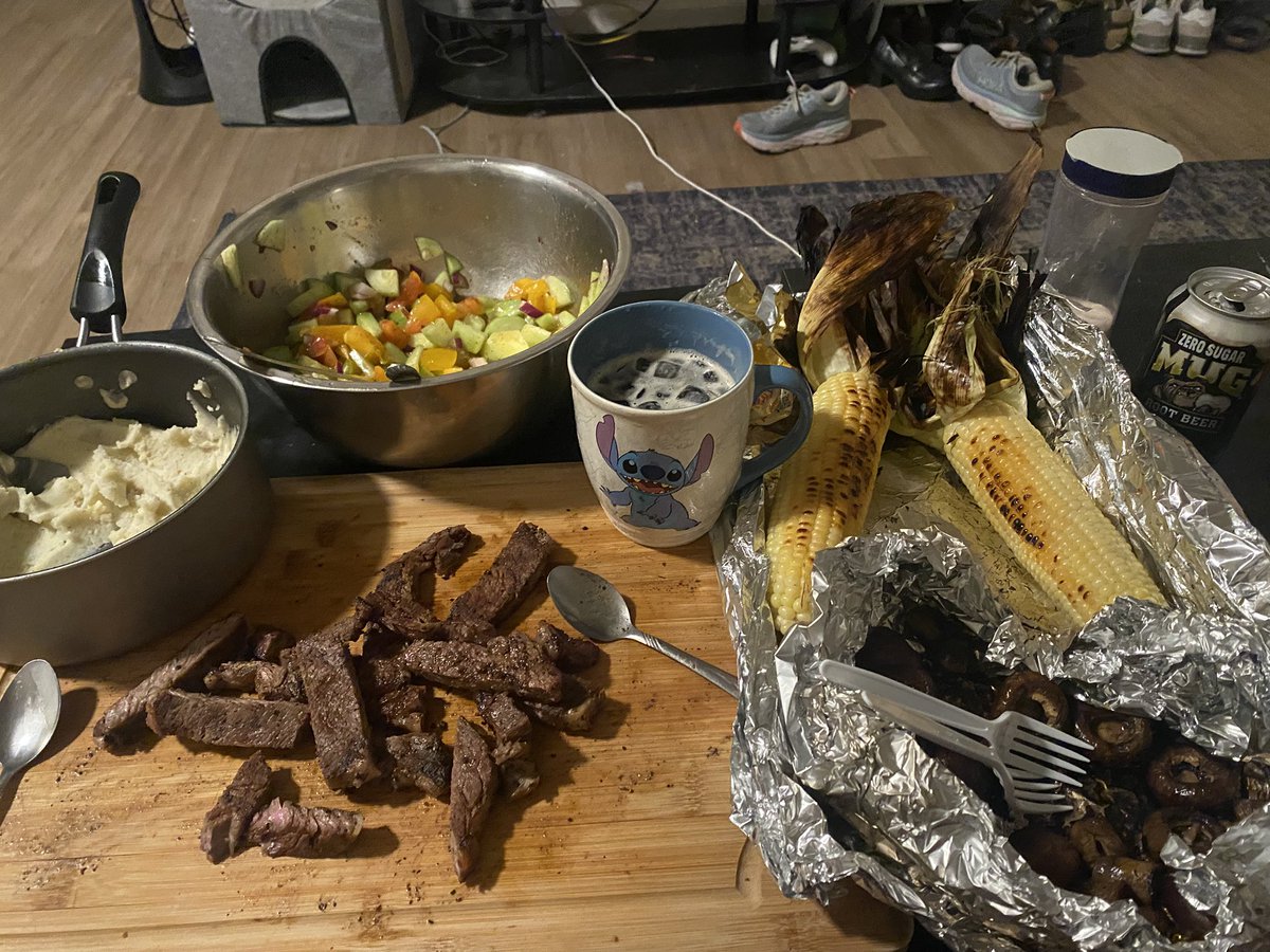 Mash, salad, steak, whiskey + Diet Coke + corn + mushrooms. Brother (not eating brother)