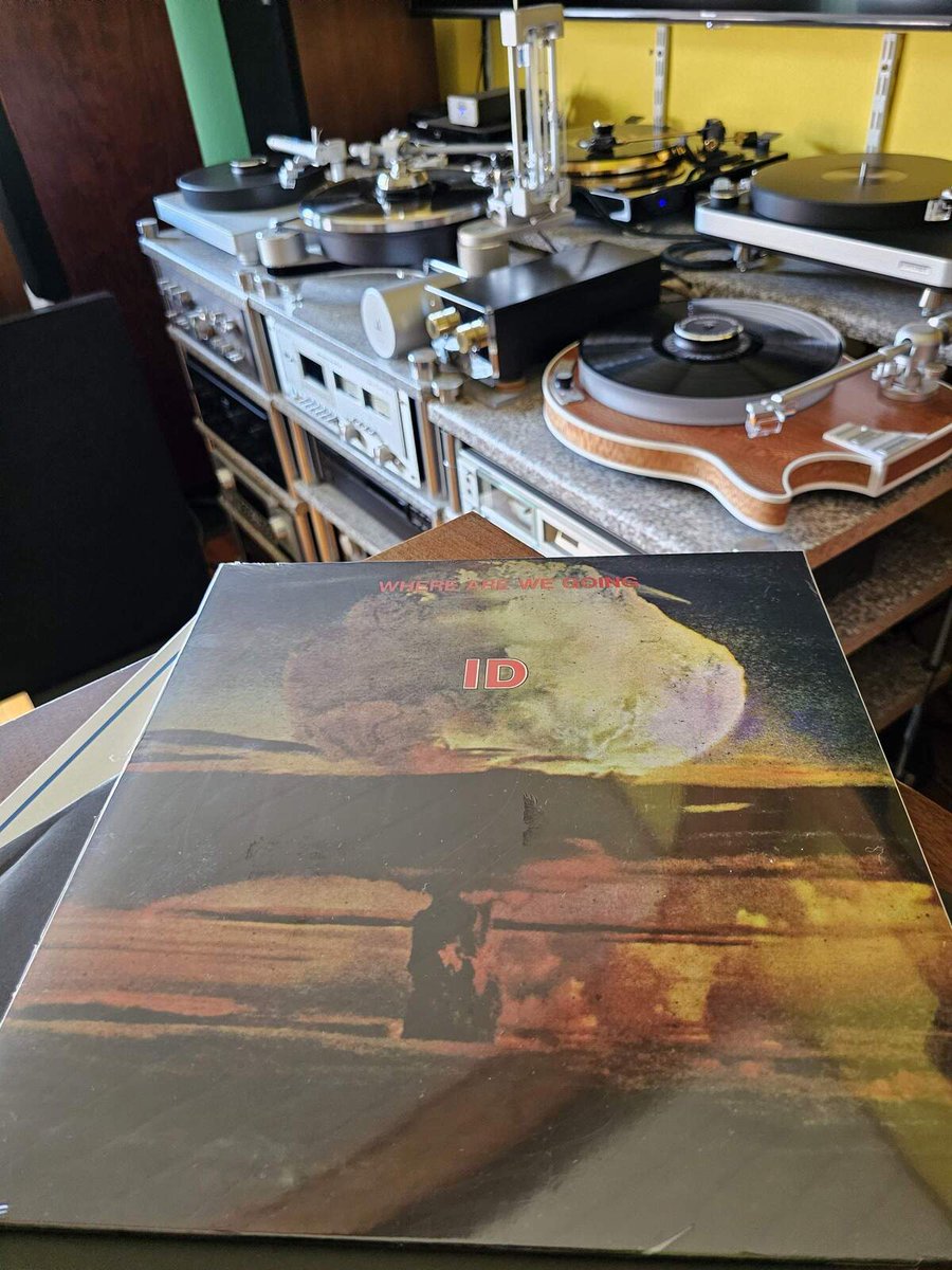 PsychedelicMag's tweet image. ID’s ‘Where Are We Going,’ reissued on vinyl by PQR-Disques Plusqueréel, captures a band mid-transmission in 1976 Maryland. It’s a vivid document of East Coast space rock and psych unfolding in real time. A true underground signal, long lost.
