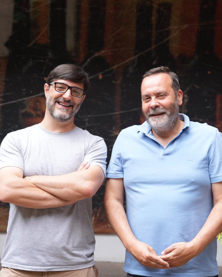 O prestixioso crítico de viños Joaquín Hidalgo, editor en Vinous, está a visitar a D.O. Ribeira Sacra. Durante a súa estadía participou nunha cata técnica con 15 viños de distintas colleitas.