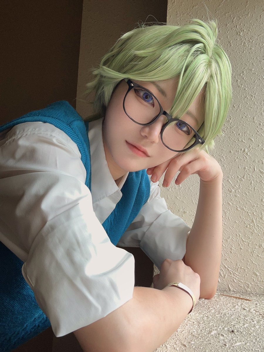 tukikageomu's tweet image. 見つめてみた
