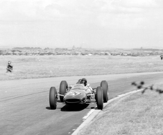 TheBishF1's tweet image. Was #F1 more exciting in days of yore? Not always. #OnThisDay in β62, at Aintree, Jim Clark (Lotus 25; pic) took the first of his 5 #BritishGP wins, leading all the way, from pole, with fastest lap, & winning by 49sec. #AnorakFact: the β85 British GP also took place #OnThisDay.
