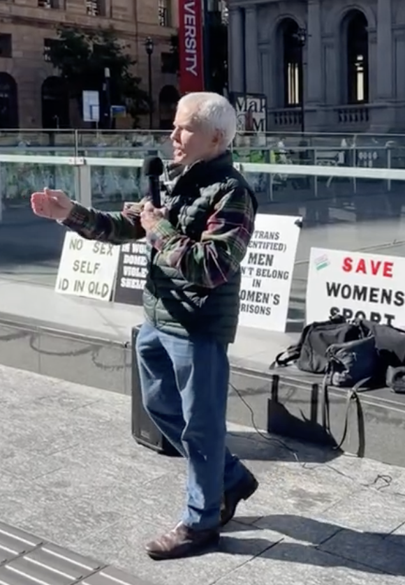 SueMClarke1's tweet image. We were priviledged to have Senator Malcolm Roberts @Mrobertsold at our Speakers Corner on Sunday the 13th July 2025. Here is his speech. youtu.be/pzcxQ6VioU0?si…