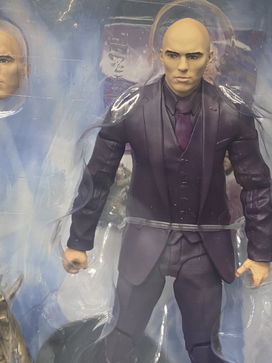 garimpeiro_toys's tweet image. 映画「スーパーマン」よりDC Multiverse Deluxe Theatrical Edition レックス・ルーサー&ベイビー・カイジュウセット!
X-MENシリーズのハンク・マッコイ役でお馴染みのニコラス・ホルトの快演が光りましたね!
ベイビー・カイジュウ…可愛すぎないか!?
通販はこちら!
garimpeiro.buyshop.jp