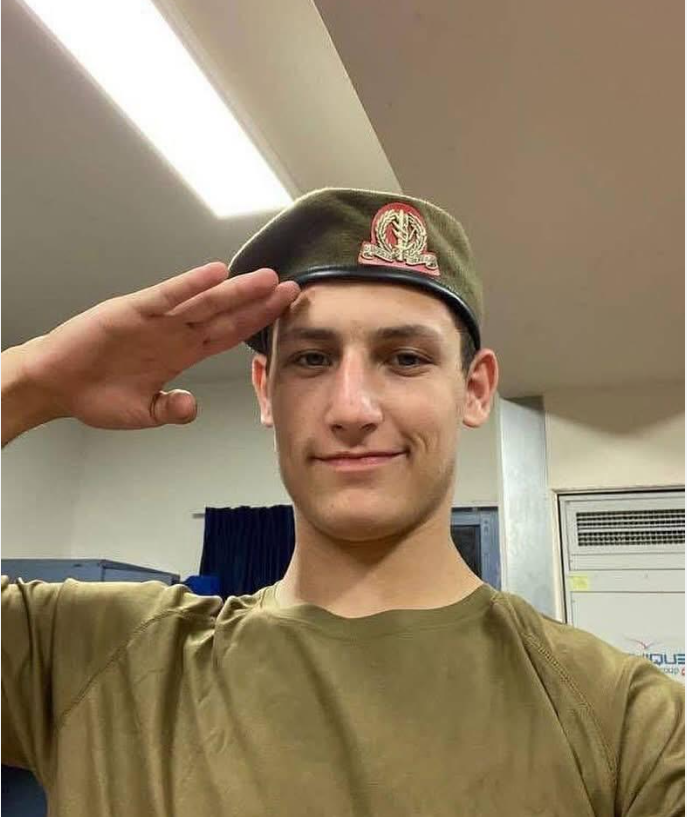 Toni_Airaksinen's tweet image. 🚨BREAKING: Corporal Dan Mendel Philipson, an IDF soldier in training, died of his wounds at a base in the south last week.
He took his own life.
"'You were in distress, and we didn’t know" his mom said
Need help? Call 988 if in America, or 1201 (within Israel) both free and…