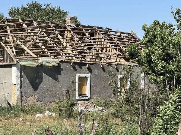 UNHCRUkraine's tweet image. On #BelgiumNationalDay, we thank @BelgiumMFA 🇧🇪 for providing flexible support to UNHCR Ukraine.
This enables us to deliver crucial humanitarian assistance & emergency aid to displaced and war-affected families who need it the most🙏.