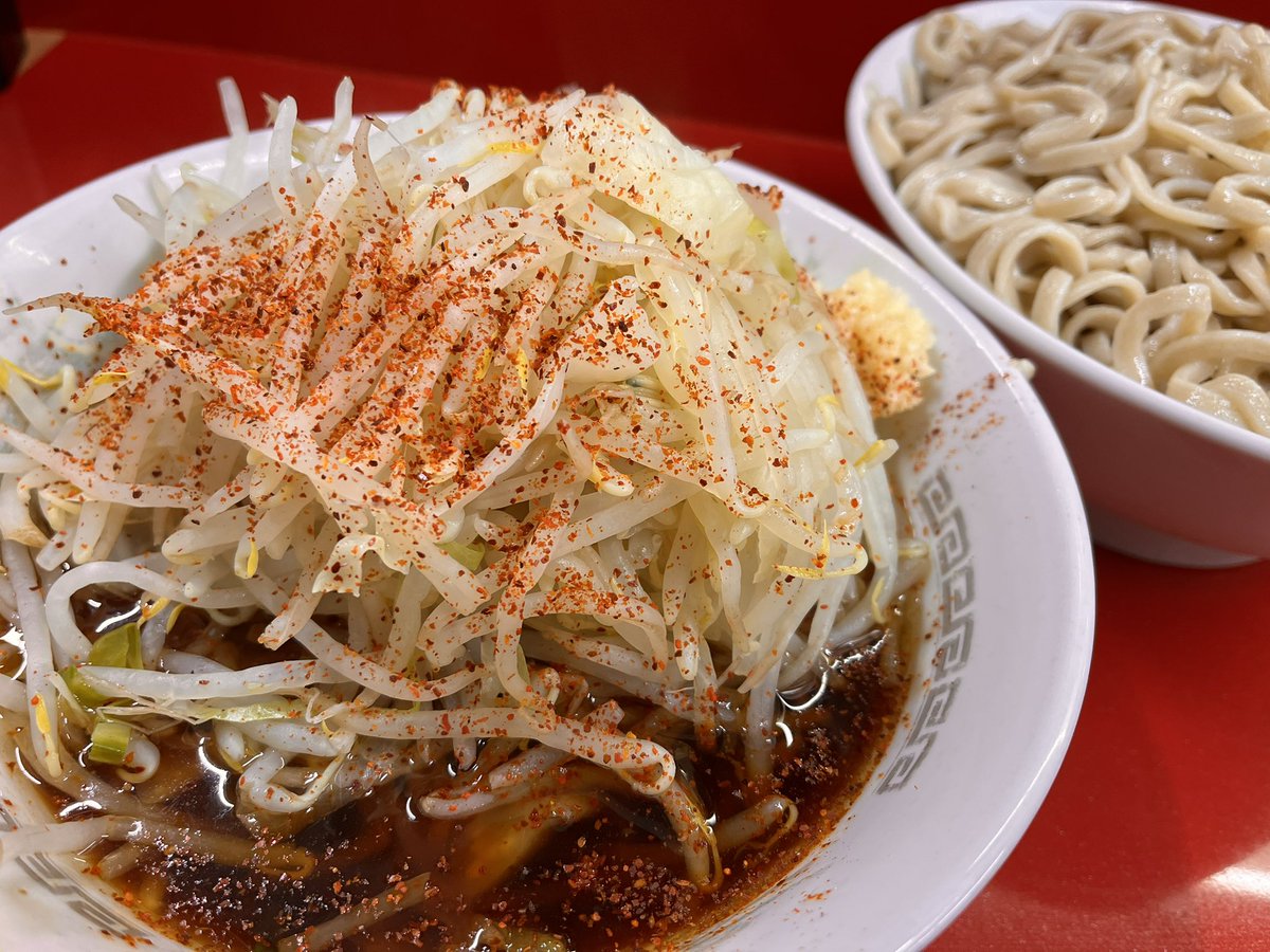 ラーメン二郎 越谷
つけ麺
大蒜少し野菜増し一味
今日も美味しい
ごちそうさまです
62/82