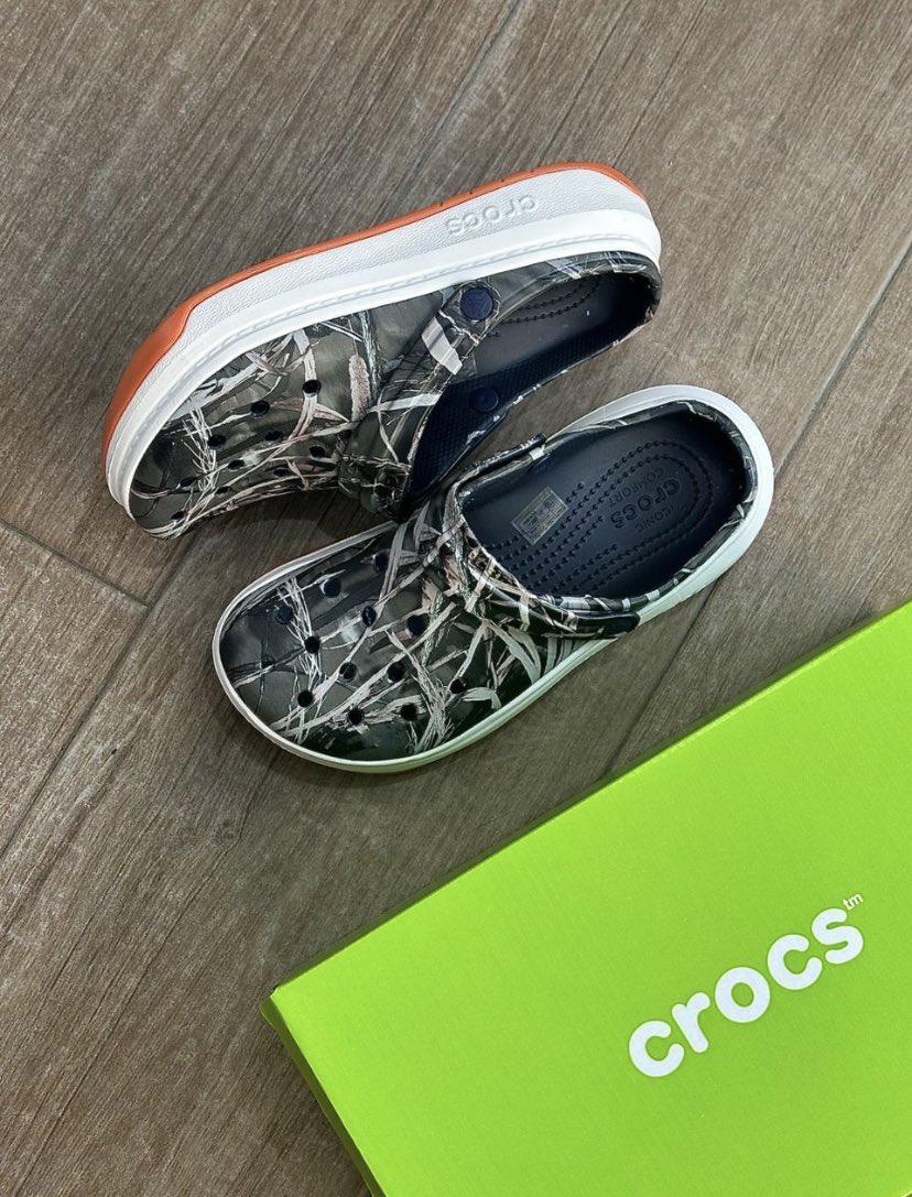 Sliders_Hub's tweet image. Cart! 🛍️
Prices (NGN)
Frame 1 : 75k (size 40-45)
Frame 2 : 50k (size 40-46)
Frame 3 : 50k (size 40-45)
Frame 4 : 40k (size 37-45)
Full Box Packaging! 📦
Nationwide Delivery! 🚚 🇳🇬
💬: Click link in bio to order via WhatsApp