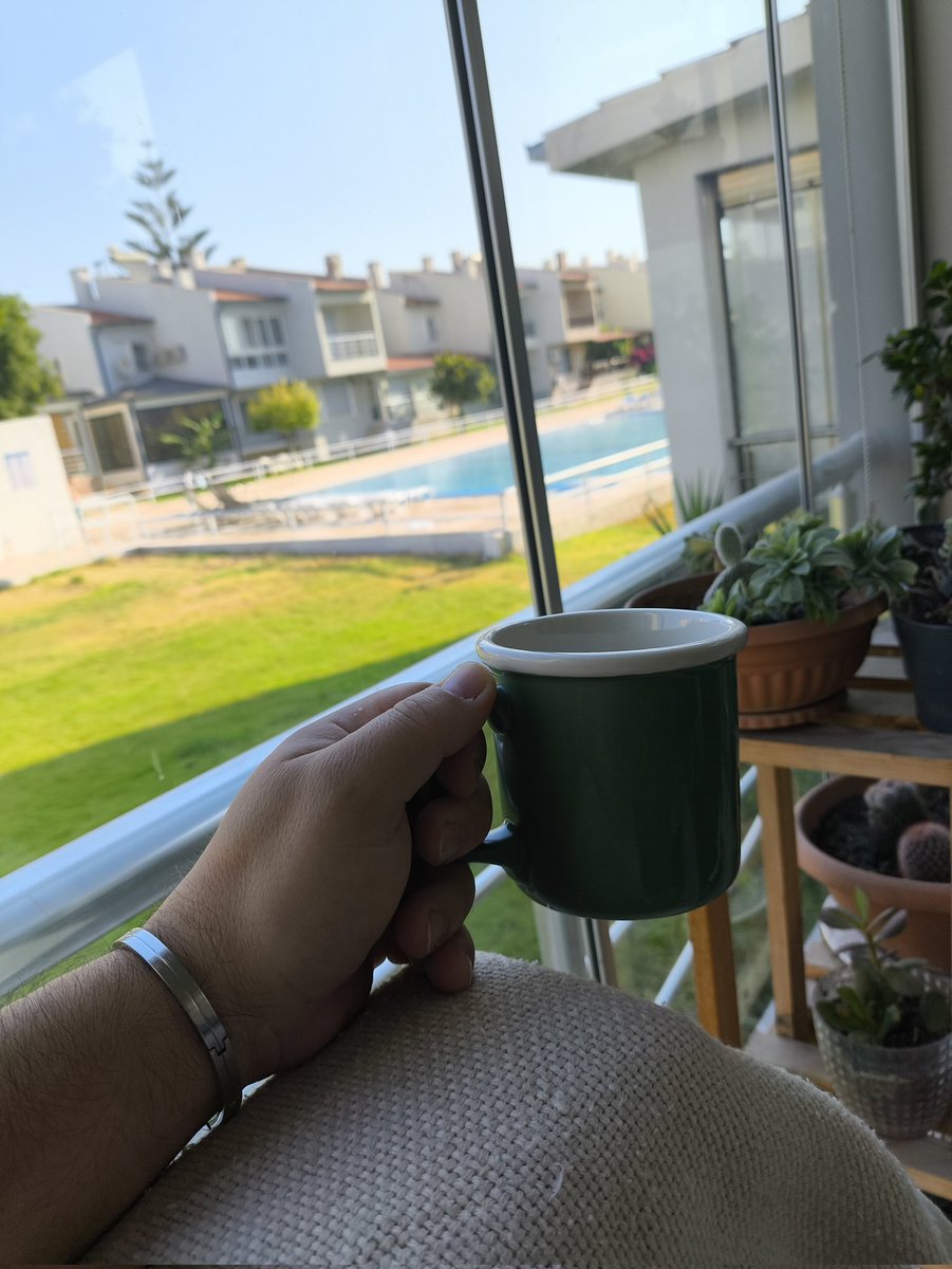 Günaydın. İyi haftalar  🌅☕