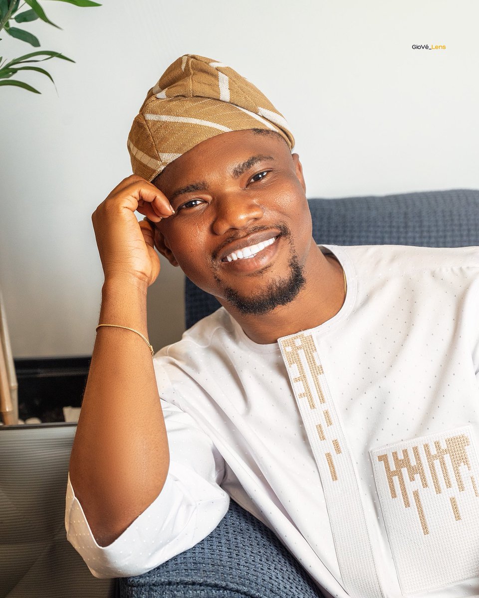 ADEKOYASUBOMI's tweet image. Today, I celebrate another year; another layer of grace.
I’m thankful, not just for the milestones, but for the process.
For the quiet days that built character.
For the tough calls that brought clarity.
For family, faith, and the vision that keeps unfolding, line upon line,…