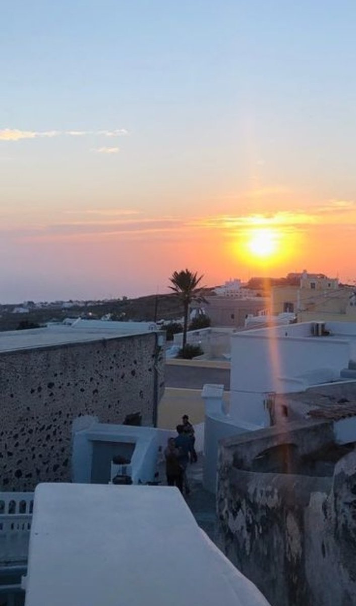 ninaleo20228553's tweet image. Πύργος . #santorinichallenge