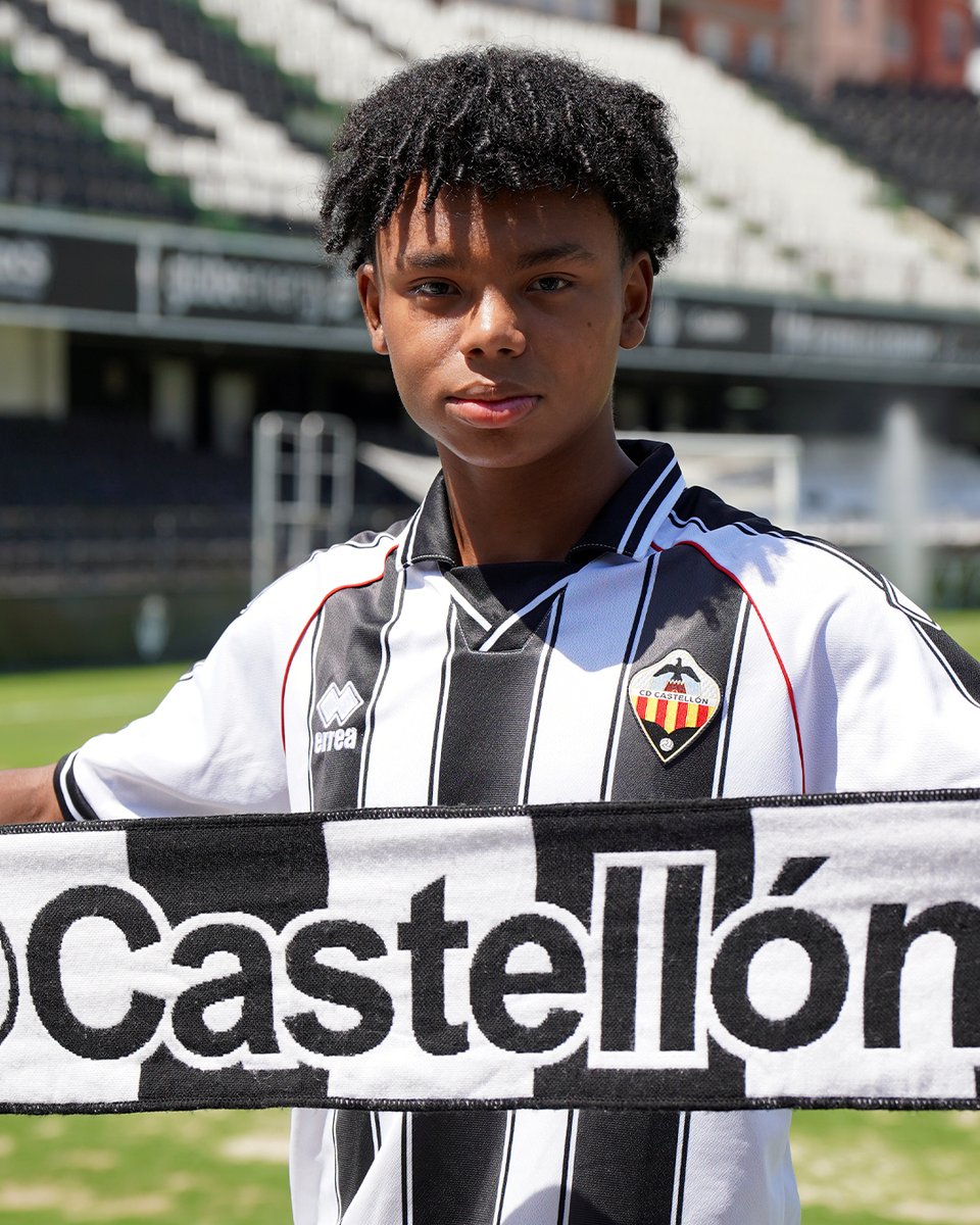 CDCS_Academy's tweet photo. ⚡️ Jordan Mejía, nuevo fichaje del Juvenil 'A'

🆕 El lateral ecuatoriano se incorpora a la estructura dirigida por Albert Milà

#PPO👂 https://t.co/n2AMSUlf5I