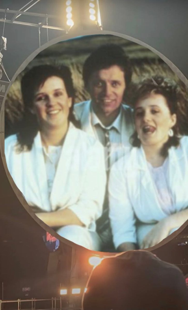 30_08shazza's tweet image. Rita, Sue n Bob gettin caught out at Coldplay concert too!!! ๐