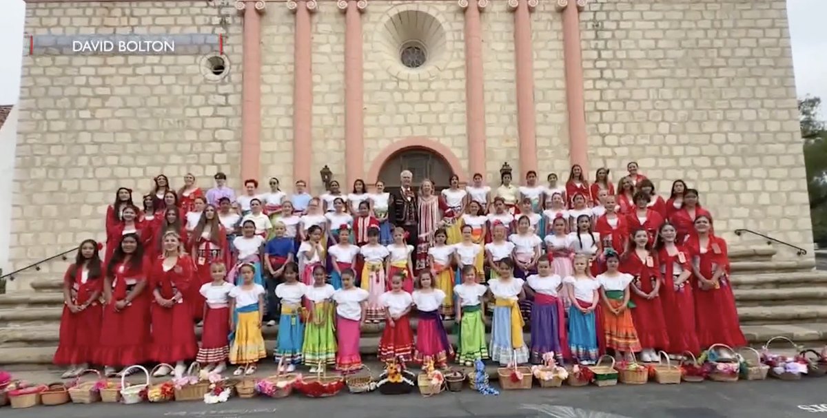 JohnPalminteri's tweet image. Old Spanish Days in Santa Barbara involves many children ages 5- 12. They serve as young ambassadors.
Los Niños de Las Flores posed for a group photograph in front of the Old Mission Santa Barbara on Saturday. Old Spanish days begins July 30. (Photo: David Bolton)