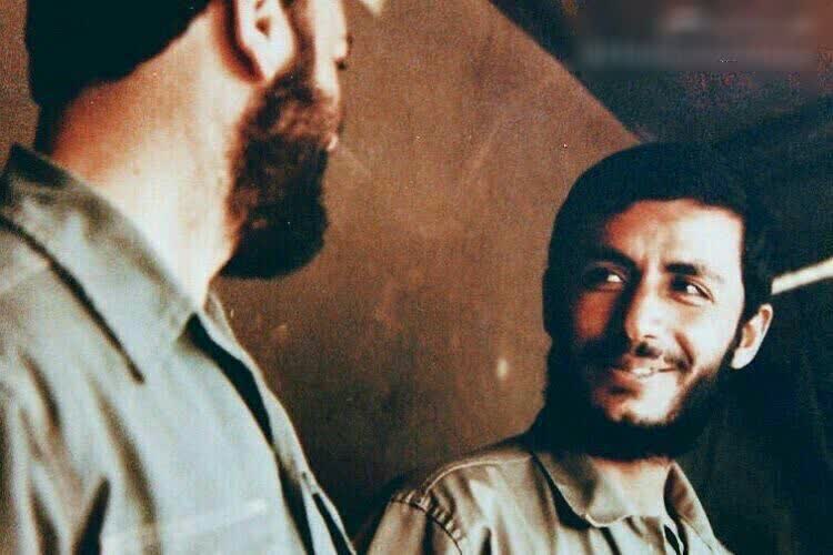 shahidhemmat1's tweet image. هرکس که بیشتر برای خدا کار کرد
بیشتر باید فحش بشنود.ما باید برای
فحش شنیدن ساخته بشویم. برای تحمّل تهمت و افترا و دروغ، چون ما اگر تحمّل نکنیم باید میدان را خالی کنیم.
شهید ابراهیم همت
#ملت_قوی
#ایران_قوی
