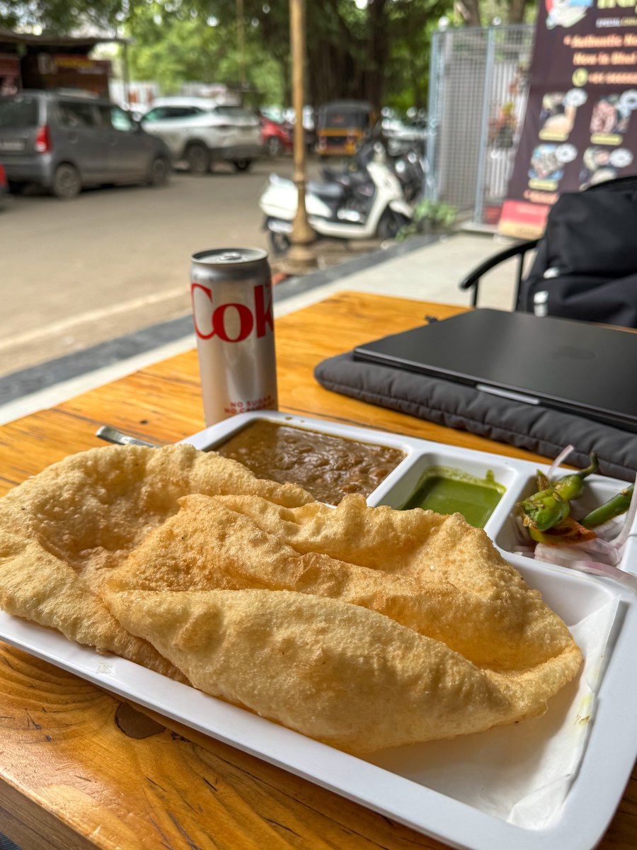 immasiddx's tweet image. As much as I love a North Indian breakfast, it鈥檚 safe to say that South Indians have cracked the perfect breakfast code. 馃敟