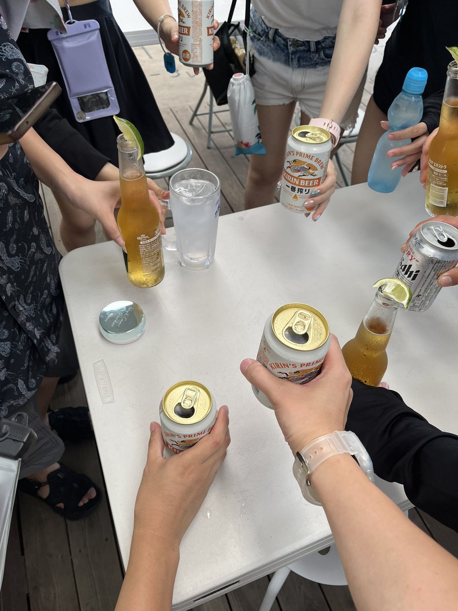 unagiattack's tweet image. この夏の間にもう一度海行きたいネ