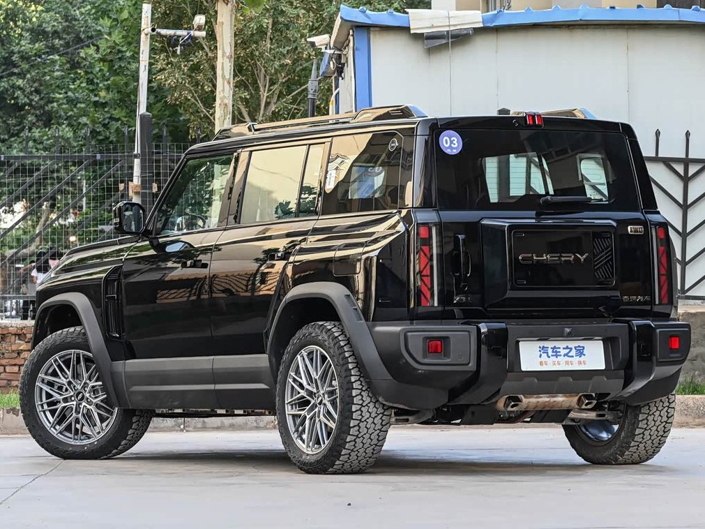 TychodeFeijter's tweet image. Chery Fulwin X3L unveiled in China
Fulwin is a line of cars under the Chery brand. The Chery Fulwin X3L is a new off-road-style SUV. It is largely based on the iCar 03 SUV. However, the X3L has an EREV powertrain whereas the iCar 03 is fully electric.
The design is nearly…