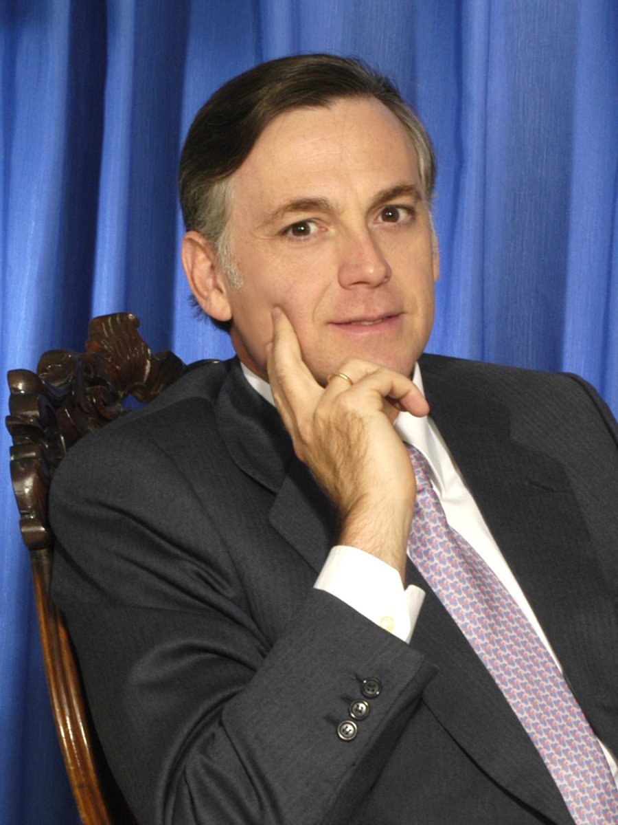 MadeInAncapia's tweet image. 🖋️| “Estemos orgullosos de ser anarcocapitalistas (...)
sobre todo porque Dios es libertario y está con nosotros.”
- Jesús Huerta de Soto.