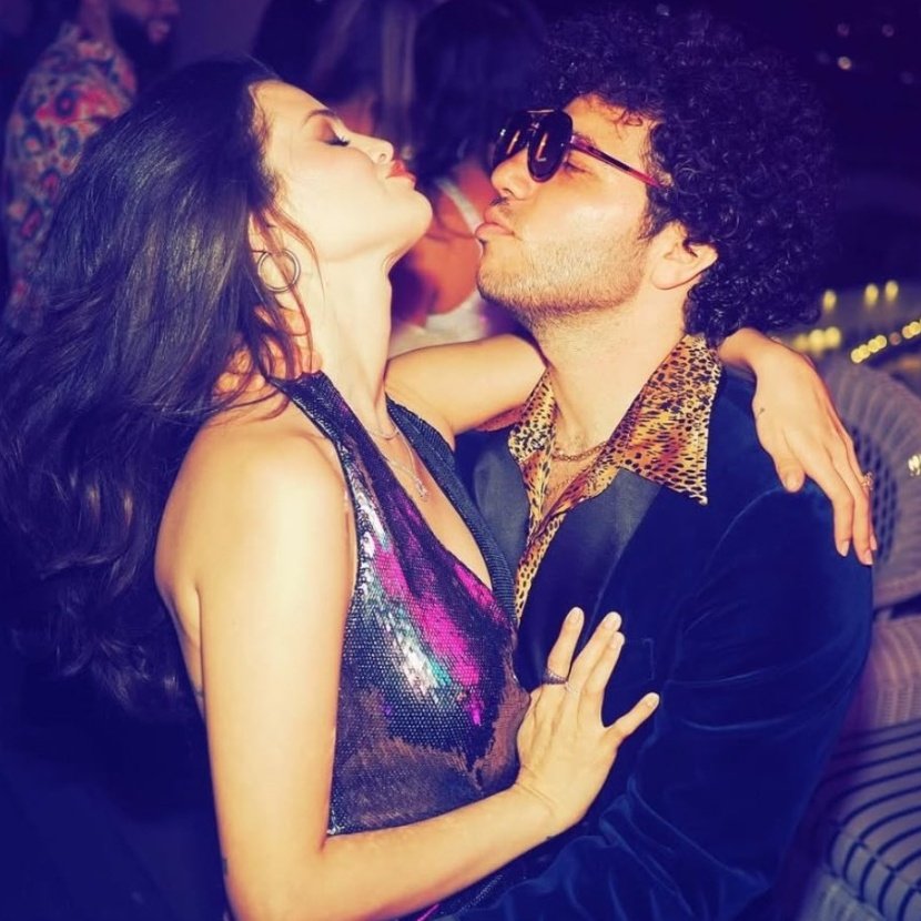 sevenheavens22's tweet image. this is what a happy, healthy relationship looks like
2024 2025