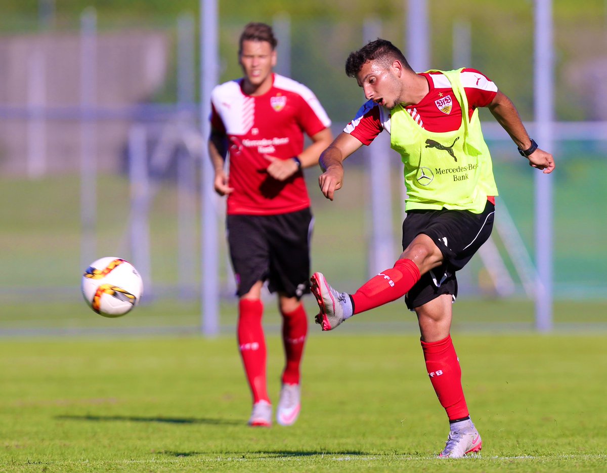 VfBSTR's tweet image. VfB-Spieler des Tages: Arianit Ferati 🇽🇰
📍: Offensives Mittelfeld
🗓️: von 07/11 bis 07/16
⚽️: 90 Spiele (VfB | VfB II | U19 | U17)
🎯: 16 Tore - 25 Vorlagen
Transfer
➡️: Stuttgarter Kickers 🇩🇪
💶: unbekannt
⬅️: Hamburger SV 🇩🇪
💶: 850 Tsd €