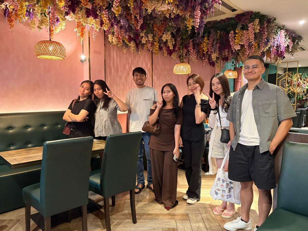 #TB  While the rest were having an awesome time in Genting on Friday, the remaining Nads in KL decided to have our mini Nads meetup at Chow Kit for dinner at Budaya Restaurant 
<a href="/AnnafiBG/">Annafi 🐐</a> <a href="/0xtequilaa/">Tequila</a> <a href="/0xEmilymarz/">maarz (evm/acc)⌘</a> <a href="/GummyyNFT/">Gummy (evm/acc) ⌘</a> <a href="/babysyenaa/">BabySyen (evm/acc) ⌘</a> <a href="/dndea_/">dndea✌️(evm/acc)</a> <a href="/monad/">Monad ⨀</a> <a href="/MonadSGMY/">SGMYNads</a> <a href="/Monad_APAC/">Monad APAC</a>