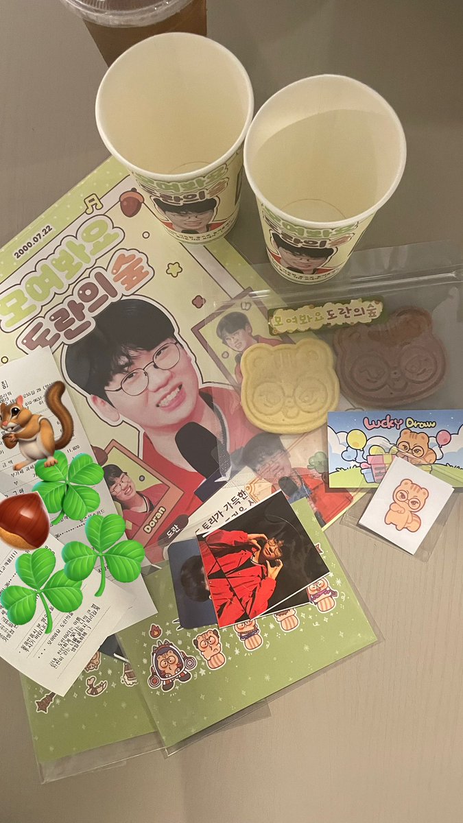 dorantopia's tweet image. 주말에못달린대신
오늘 열심히 달렸습니다 
충성충성 충~성 ^^7 🌰🍀🐿️   🐾 🐾