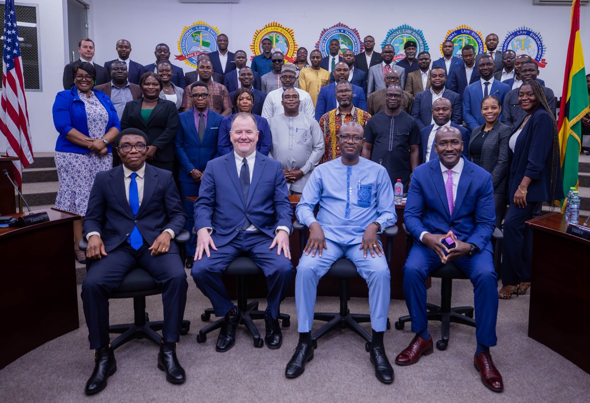 USEmbassyGhana's tweet image. We are at our strongest together. Last week, our Chargé d’Affaires, a.i. Rolf A. Olson joined Ghana’s National Intelligence Bureau – Counterterrorism Directorate General Charles A. Kipo to celebrate the graduation of 35 officers from an intensive six-week counterterrorism…