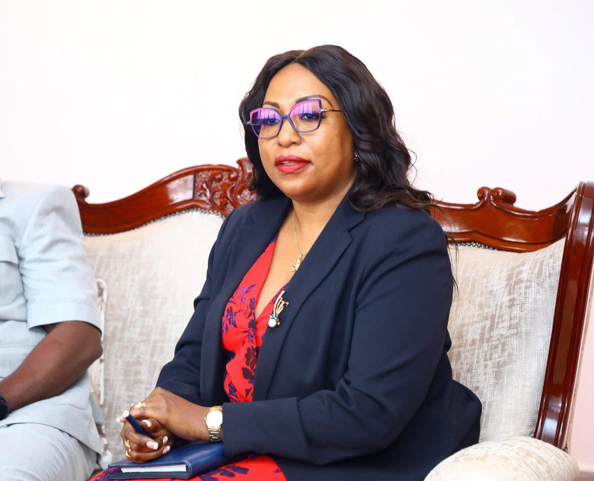 Governor Gladys Wanga this morning received a courtesy call from Nuclear Power and Energy Agency (NuPEA) leadership on the establishment of Kenyan’s first nuclear energy plant in Siaya. 
The agency is engaging stakeholders and securing the support of LREB in actualizing its plan.