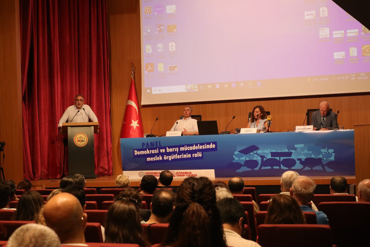 istabip's tweet image. "Demokrasi ve Barış Mücadelesinde Meslek Örgütlerinin Rolü" Paneli Yapıldı
👇
istabip.org.tr/8574-demokrasi…
