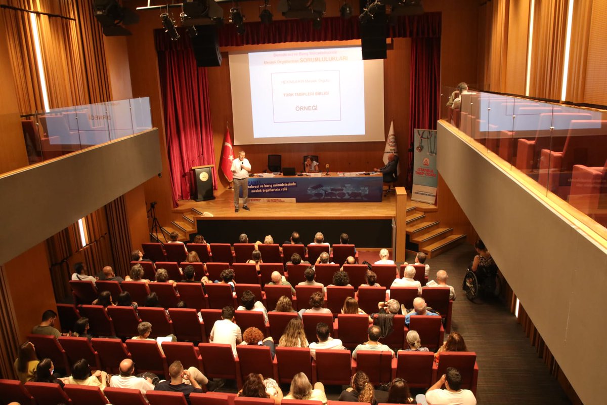 istabip's tweet image. "Demokrasi ve Barış Mücadelesinde Meslek Örgütlerinin Rolü" Paneli Yapıldı
👇
istabip.org.tr/8574-demokrasi…