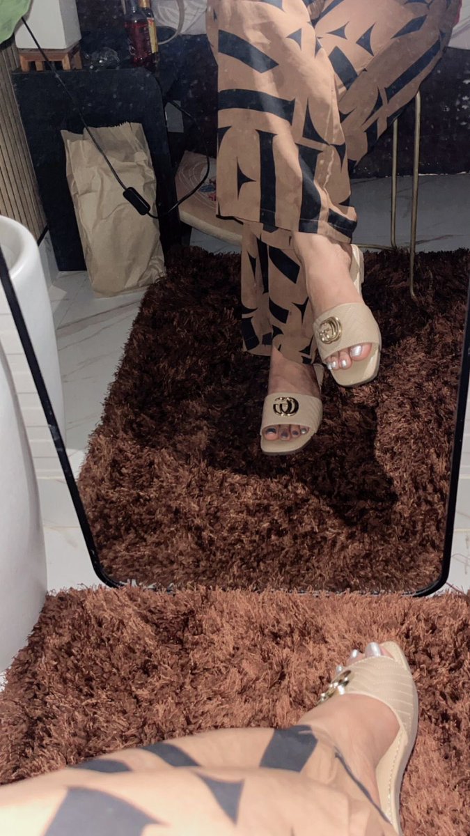 Fin_Aanya's tweet image. Interact if you want me to hun✝️ you down and make you my little s|ave.