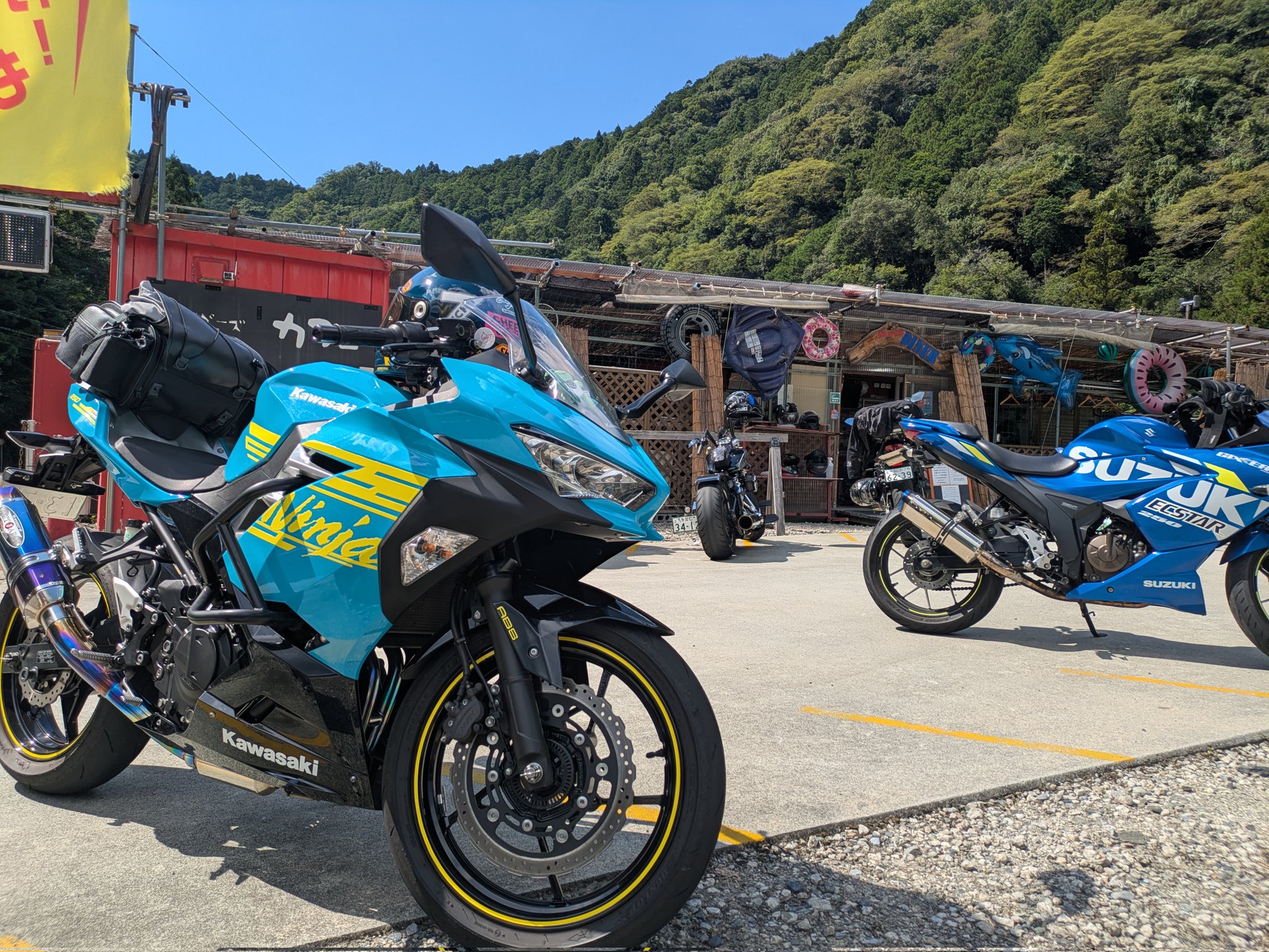 まぐろてゃん 少年軟式用グラブ 10.5インチ 右投げ用 ブラック BA-6462