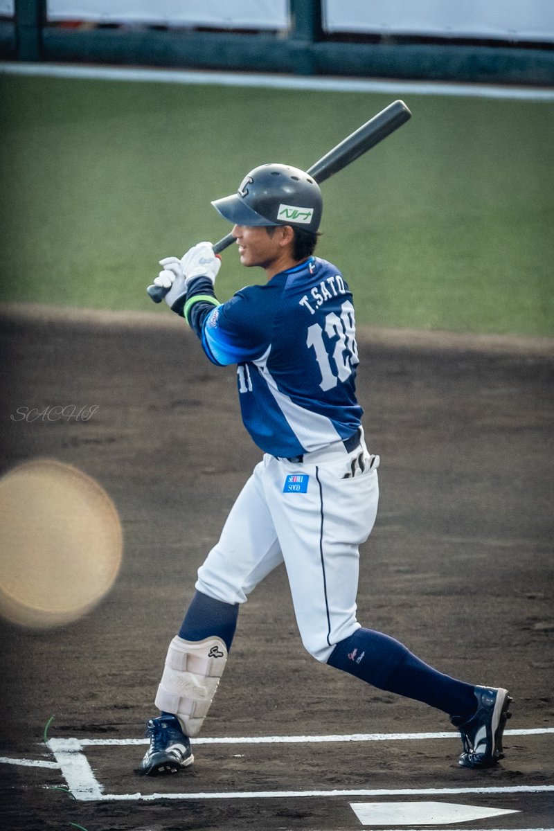 佐藤陽 SNS企画🔥 ＼ 本日は #佐藤陽🌟 Q.最近の出来事で、プチショック