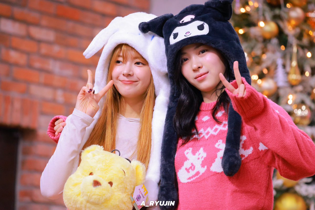 시나모롤 💕쿠로미
#HappyLiaDay
 #리아 #ITZY #LIA #있지
#리아와_함께라면_행복지수_상승
#StrawberryPrincessLIADay