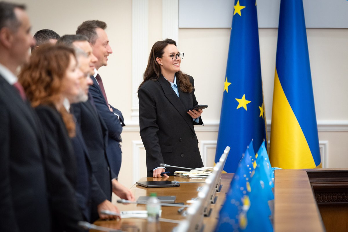 ⚡️Юлія Свириденко анонсувала нові урядові рішення. Що планує уряд? 

▪️Мораторій на перевірки бізнесу. За словами Свириденко, уряд спільно з силовими структурами та за координації РНБО розробляє рішення, яке надасть бізнесу більше свободи.

▪️Водночас уряд проводить аудит