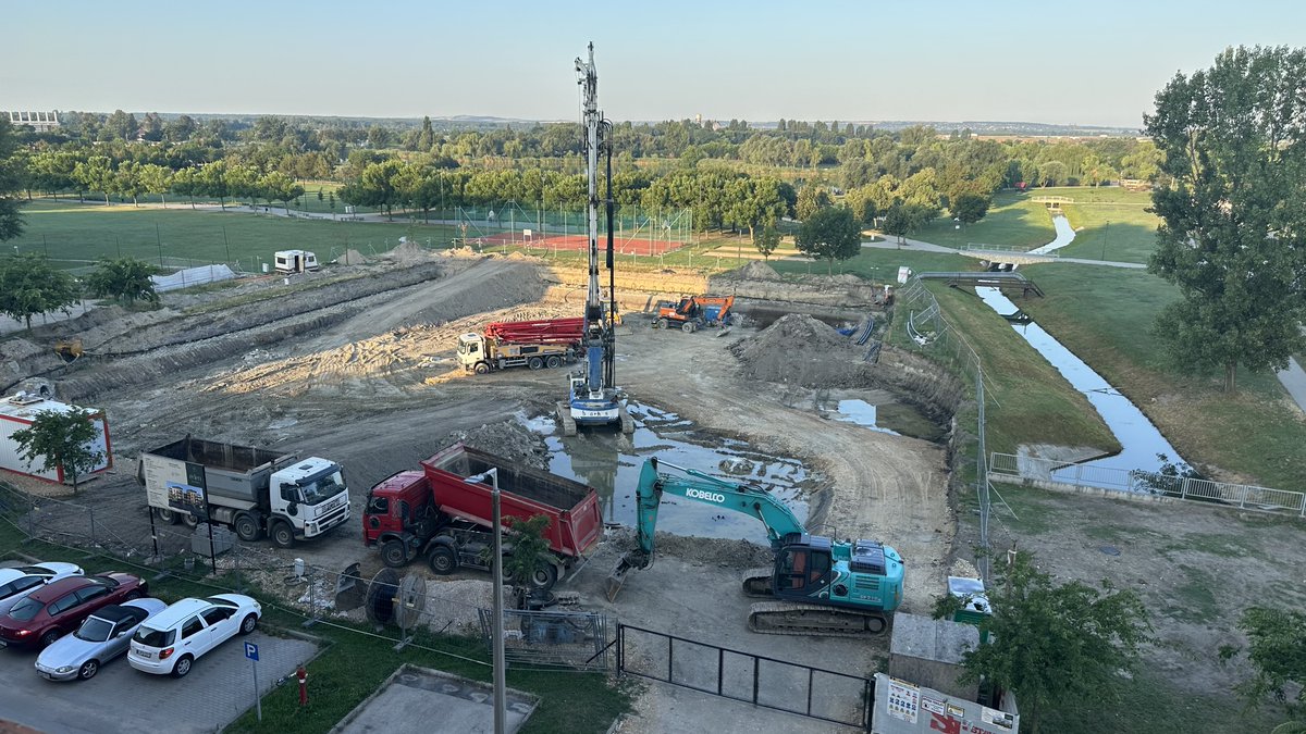 Andras Bacsai tweet media