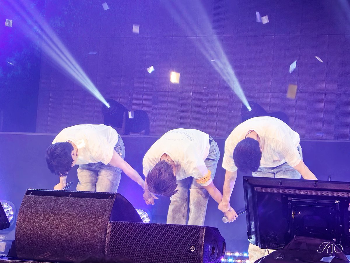 Riolu0725's tweet photo. 20250721 一部終了 🎶
Such a great time~

#B1A4 #신우 #산들 #공찬 #Singularity https://t.co/0JQlTWf5be