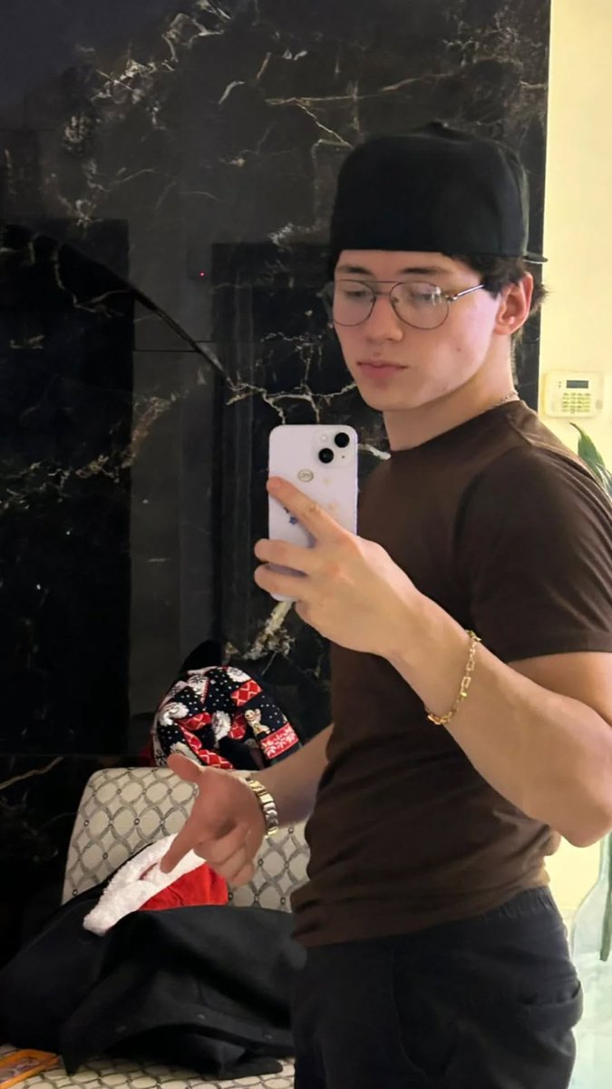 Hombreshot2's tweet photo. Disfruta del mejor contenido de heteros en mi grupo de Telegram 🤤🤤🤤, únete ya 🔥🔥🔥 https://t.co/4Hzhjon2Bt https://t.co/UUOqa6dl1B