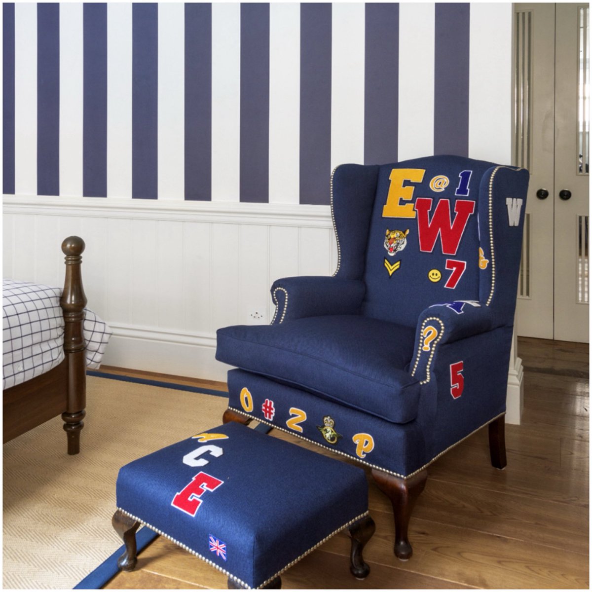 #pictureoftheday BELGRAVIA TOWNHOUSE - Guest Bedroom  

Contemporary items from Italian brands such as B&amp;BItalia, Poliform and Lema were chosen for the interiors, also some luxury and timeless pieces from RalphLauren to give an extra luxurious feel.

mauriziopellizzoni.co.uk