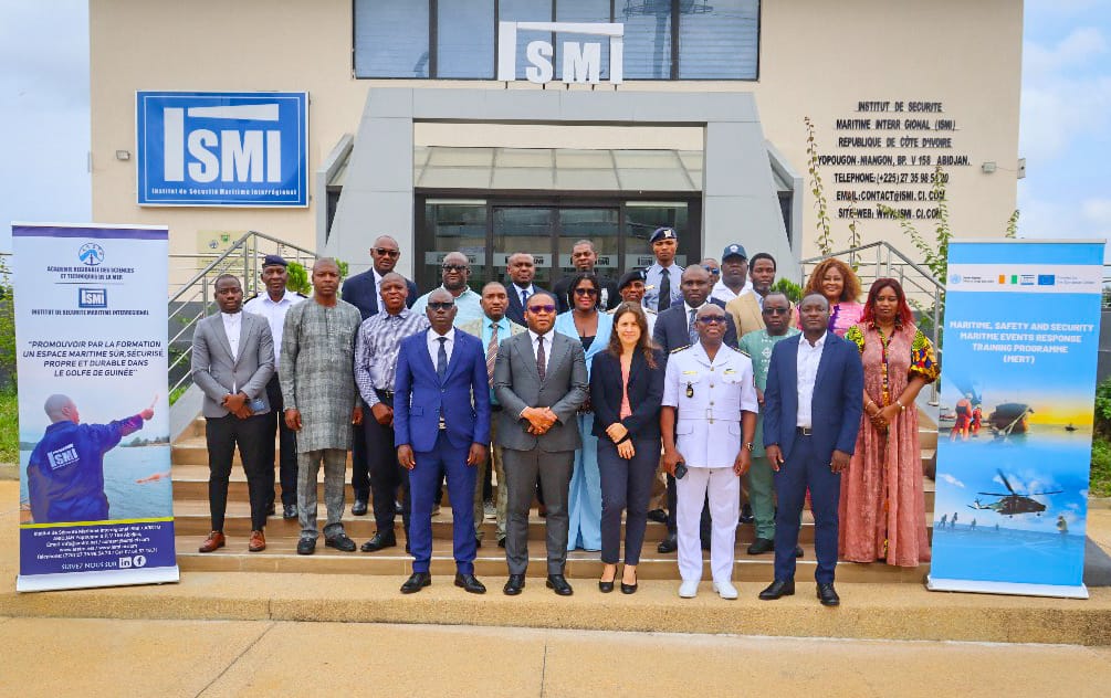 UNODC_MCP's tweet image. 📣@UNODC_MCP en partenariat avec #ISMI# renforce les capacités des acteurs #AEM du #GoG face aux menaces à la sécurité & sûreté 🌊 ds une approche globale de lutte efficace contre le crime 🌊 & pr garantir la sécurité 🌊, grâce au projet "SafeSeas for Africa", financé par l’UE.