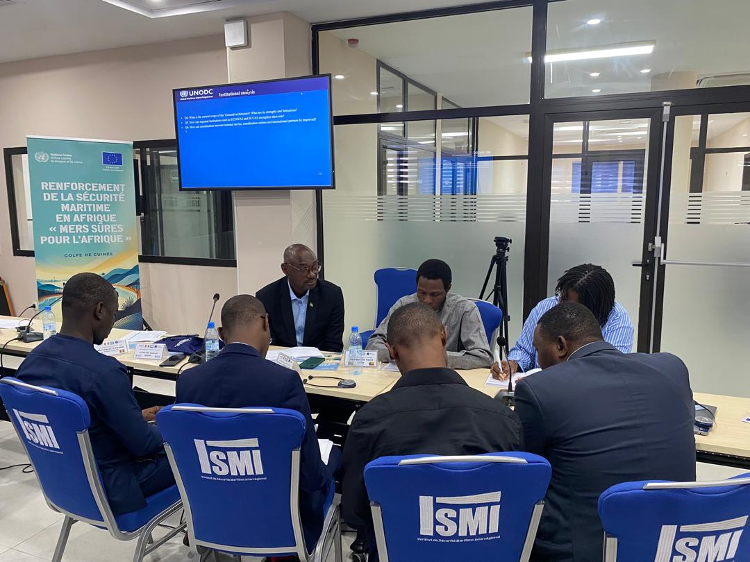 UNODC_MCP's tweet image. 📣@UNODC_MCP en partenariat avec #ISMI# renforce les capacités des acteurs #AEM du #GoG face aux menaces à la sécurité & sûreté 🌊 ds une approche globale de lutte efficace contre le crime 🌊 & pr garantir la sécurité 🌊, grâce au projet "SafeSeas for Africa", financé par l’UE.