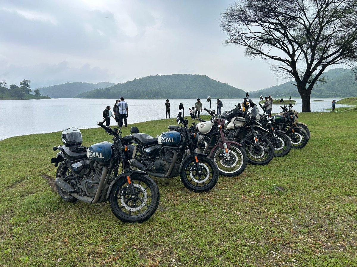 Ravinder_speaks's tweet image. प्रकृति की गोद मे... 

पोलो फॉरेस्ट... 😊

#Monsoonvibes