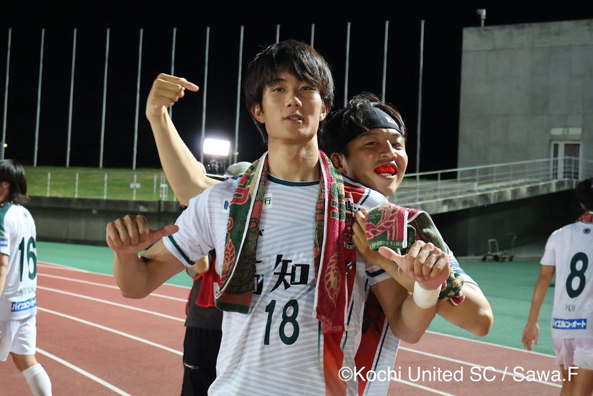 kochi_United's tweet photo. 後半50分  #高野裕維 選手のゴールで追いつき、後半84分に #東家聡樹 選手のゴールで逆転！

土讃戦での勝利を飾りました🙌🏻

ピカスタに駆けつけてくださった皆さま、ありがとうございました🙇🏻‍♀️

 #高知ユナイテッドSC
 #高知一心 https://t.co/i72JuBoUur