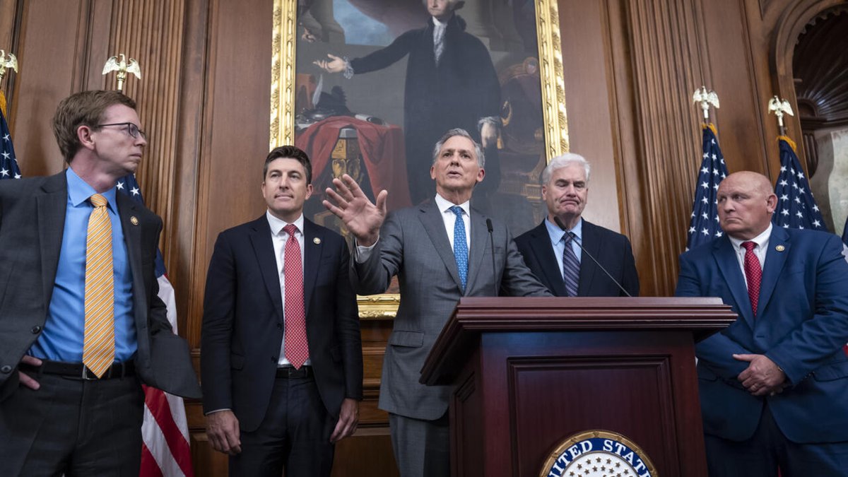 Donald Trump et les cryptomonnaies, un pari gagnant? rfi.my/BrLE.x