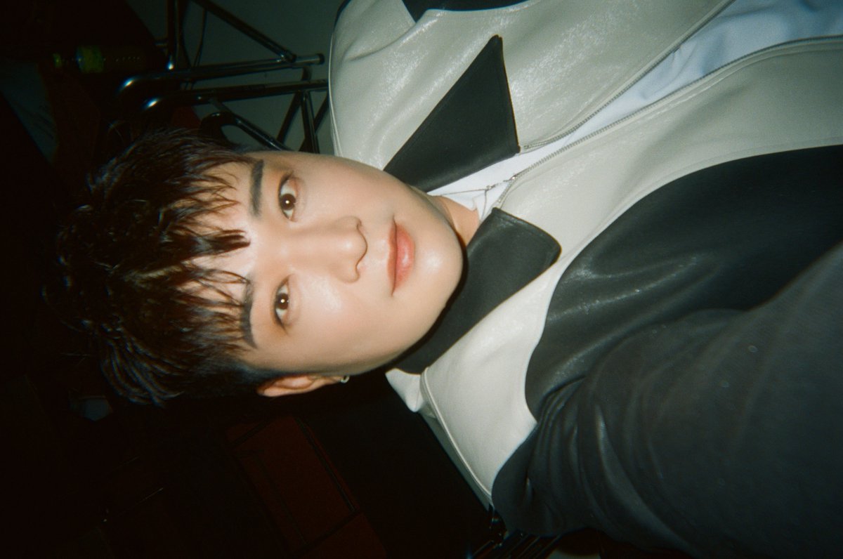 SJofficial's tweet image. 𝗦𝗛𝗢𝗢𝗧 𝗝𝗝𝗜𝗞 𝗠𝗢𝗗𝗘: 𝗢𝗡 📸
#SHINDONG MISSION - 멍 때리는 모습
#슈퍼주니어 #SUPERJUNIOR
#ExpressMode #SUPERJUNIOR_ExpressMode
#SuperJunior25